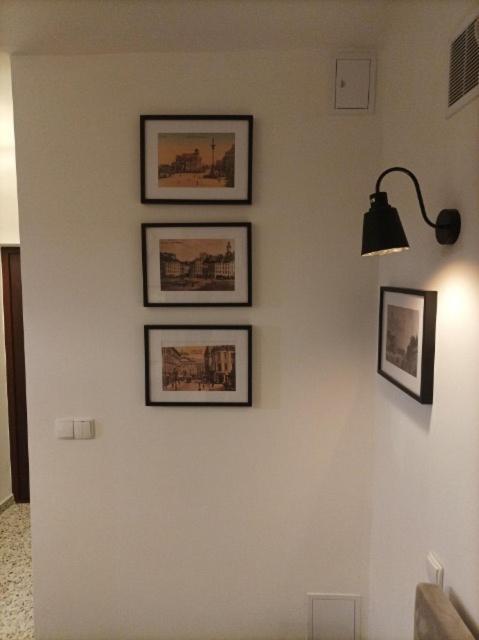 شقة وارسو  في Old Town Velvet Studio المظهر الخارجي الصورة